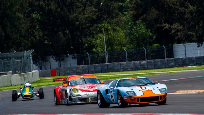 Pruebas dinámicas en pista en Gran Premio Histórico de la Ciudad de México